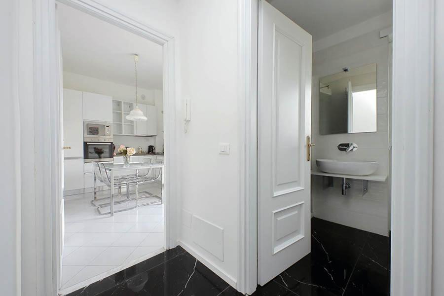 La Casa Di Flavia Hotel Рим Екстериор снимка